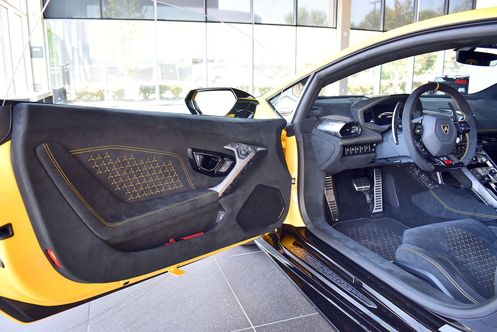2018 Lamborghini Huracan Image 5