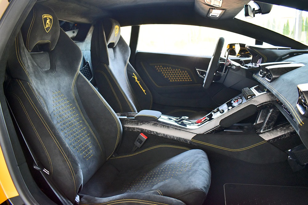 2018 Lamborghini Huracan Image 8