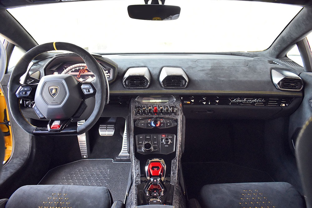 2018 Lamborghini Huracan Image 9