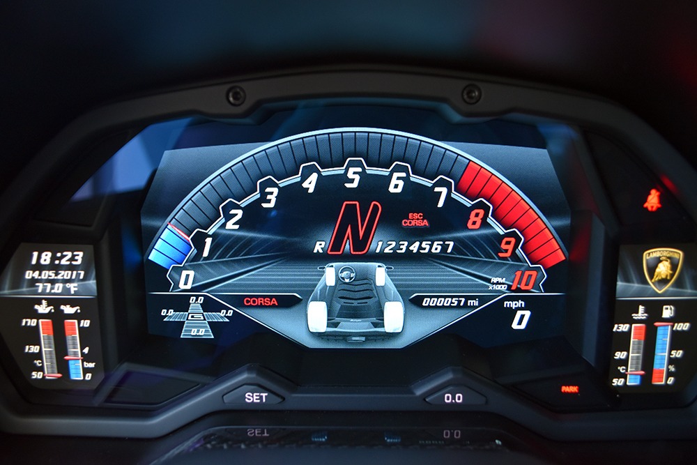 2018 Lamborghini Aventador Image 14