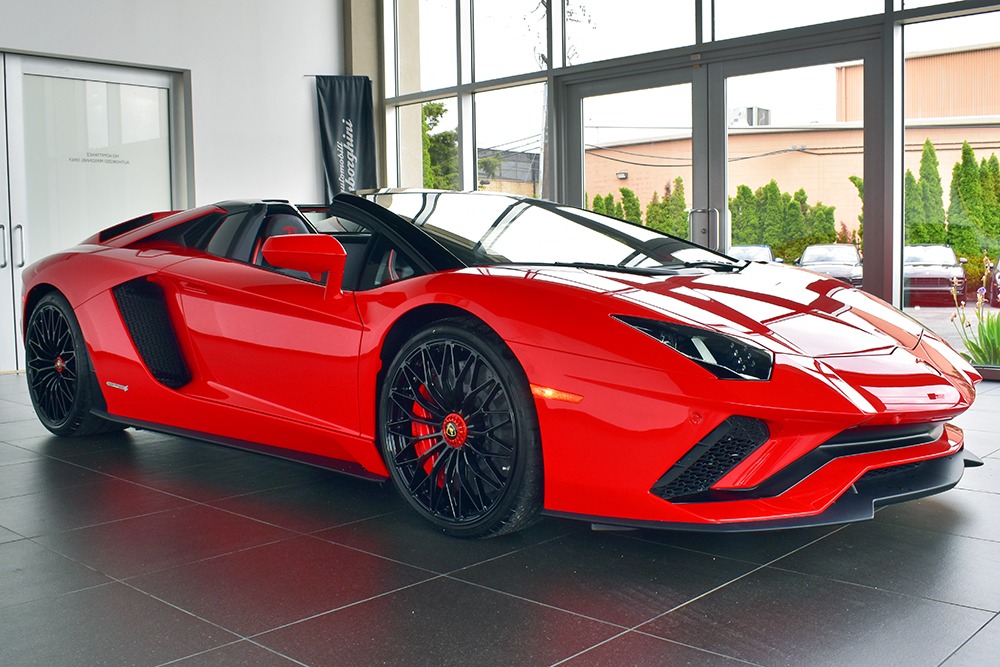 2018 Lamborghini Aventador Image 8