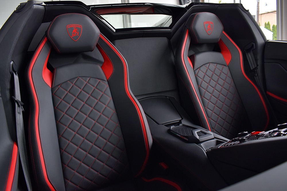 2018 Lamborghini Aventador Image 9