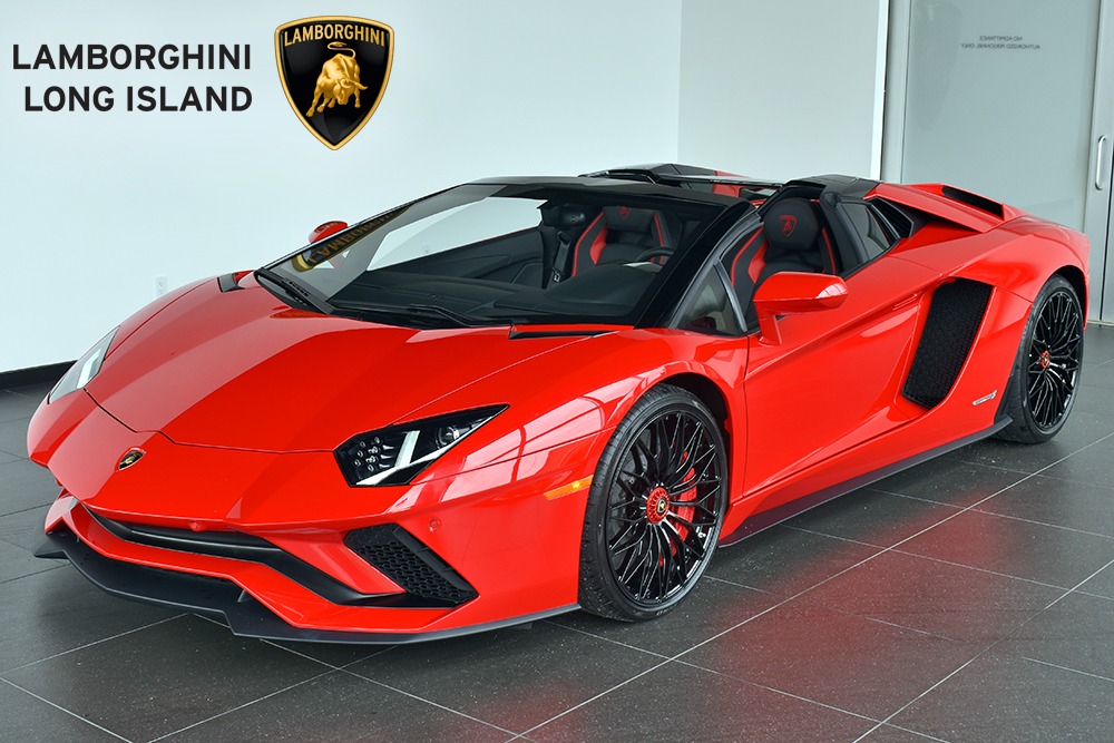 2018 Lamborghini Aventador Image 1