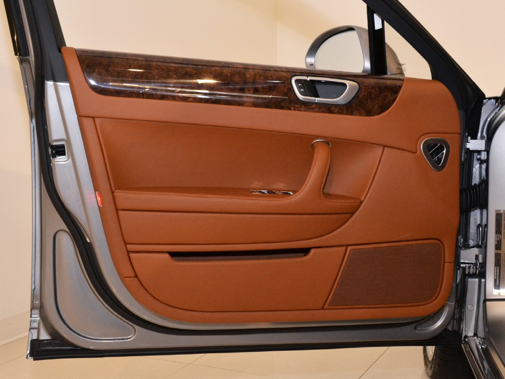 2012 Bentley Continental Flying Spur Image 23