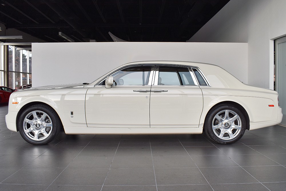 2010 Rolls-Royce Phantom Image 13