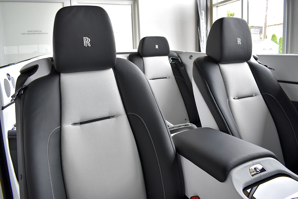 2018 Rolls-Royce Dawn Image 10