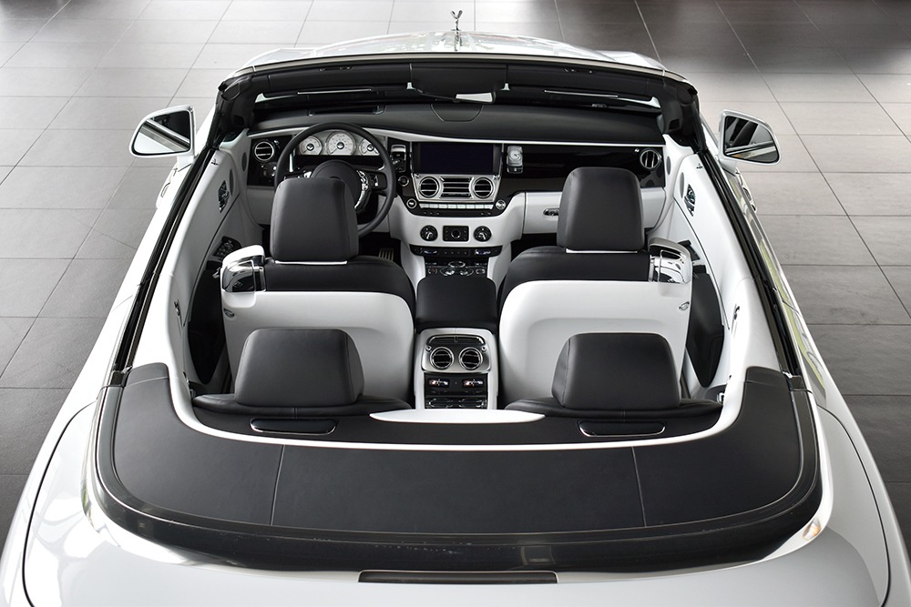 2018 Rolls-Royce Dawn Image 13