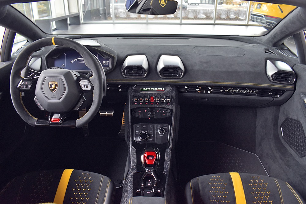 2018 Lamborghini Huracan Image 10