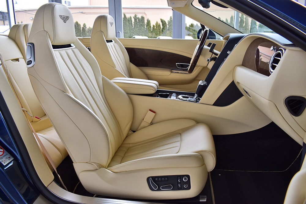 2015 Bentley Continental GT V8 Convertible Image 5