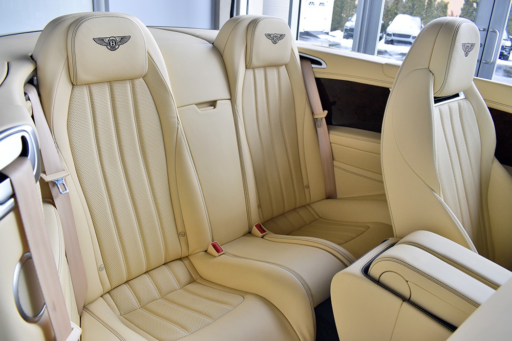 2015 Bentley Continental GT V8 Convertible Image 6