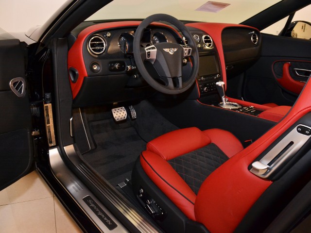 2012 Bentley Continental Supersports Convertible Image 3