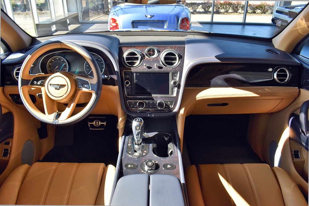 2019 Bentley Bentayga V8 Image 7
