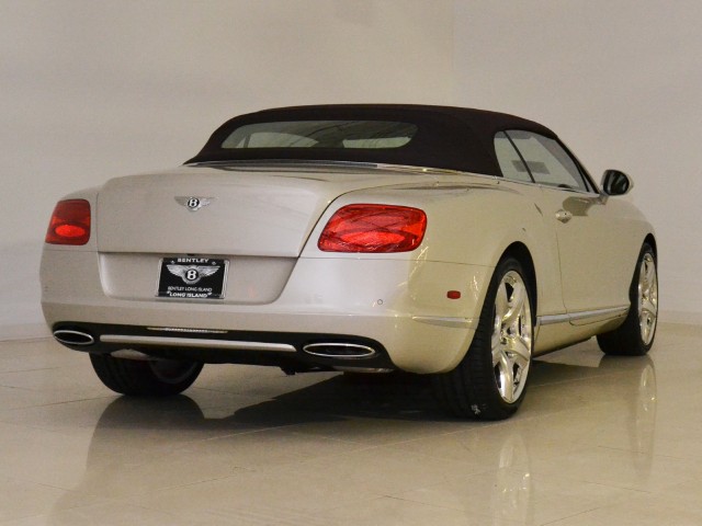 2012 Bentley Continental GT Convertible Image 17