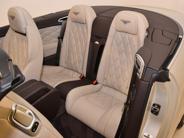 2012 Bentley Continental GT Convertible Image 23