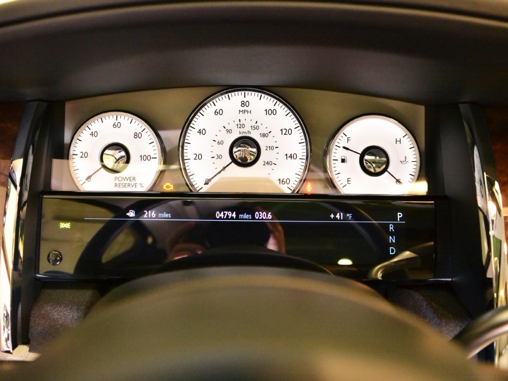 2011 Rolls-Royce Ghost Image 12