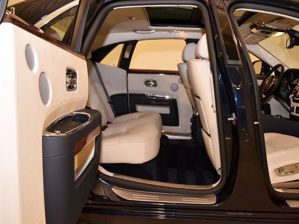 2011 Rolls-Royce Ghost Image 20