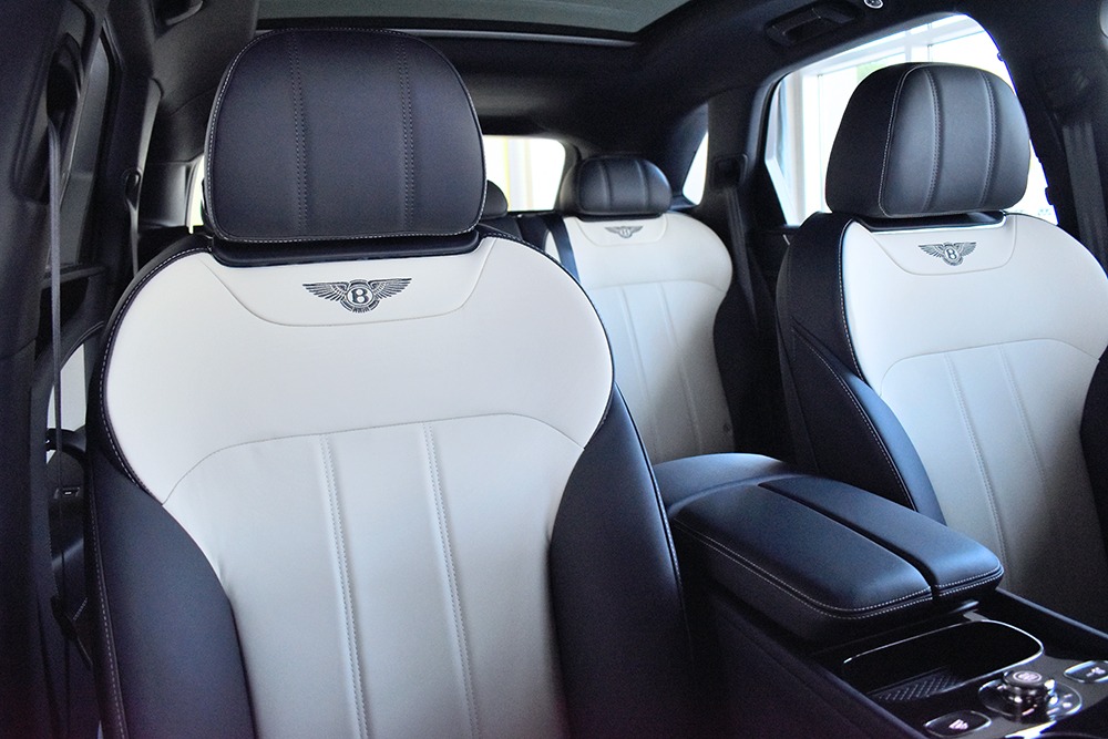 2019 Bentley Bentayga V8 Image 8