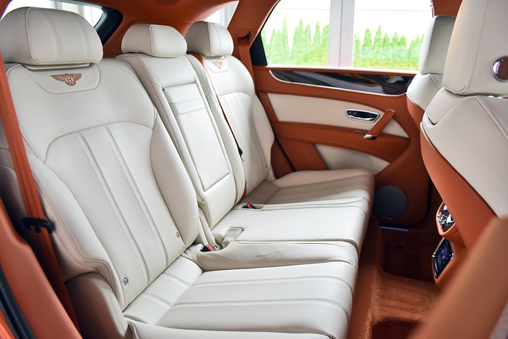 2019 Bentley Bentayga V8 Image 10