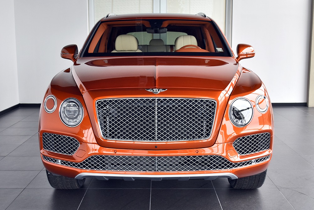 2019 Bentley Bentayga V8 Image 14