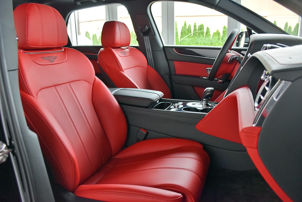 2019 Bentley Bentayga V8 Image 4