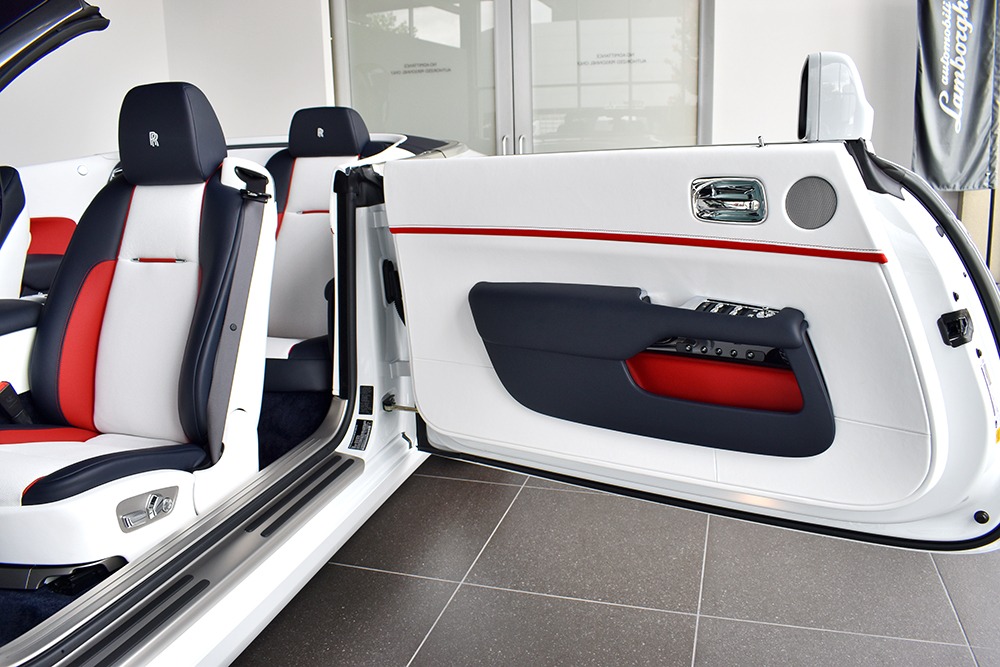 2018 Rolls-Royce Dawn Image 4