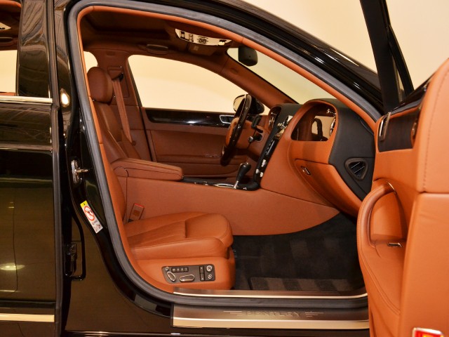 2009 Bentley Continental Flying Spur Image 16