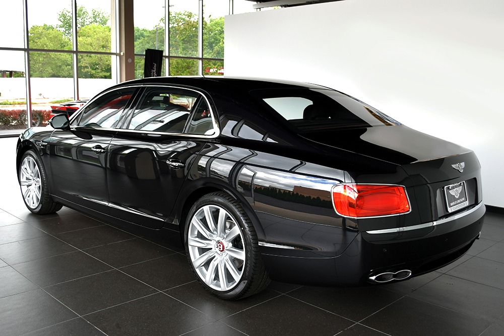 2017 Bentley Flying Spur V8 Image 2