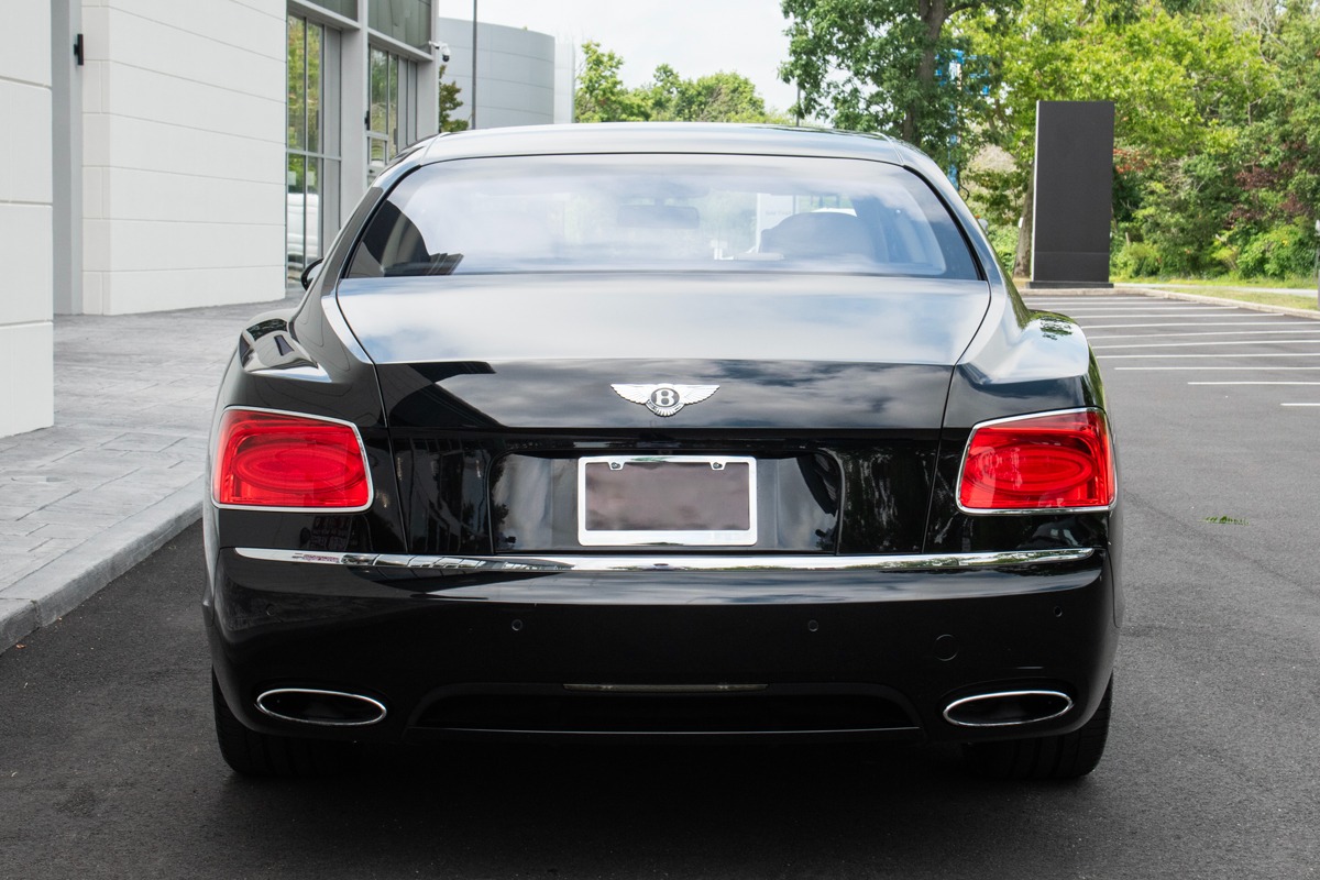 2015 Bentley Flying Spur Image 35