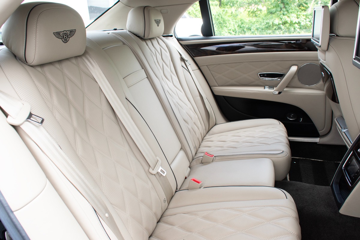 2015 Bentley Flying Spur Image 41