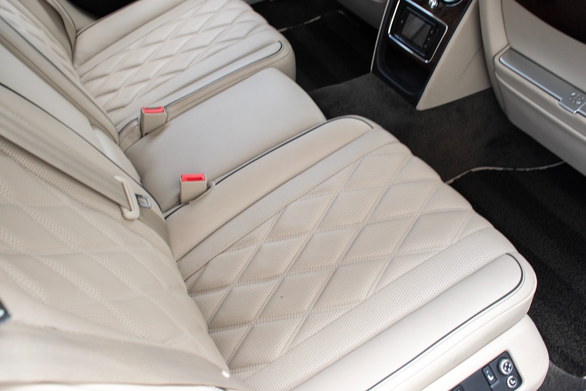 2015 Bentley Flying Spur Image 42