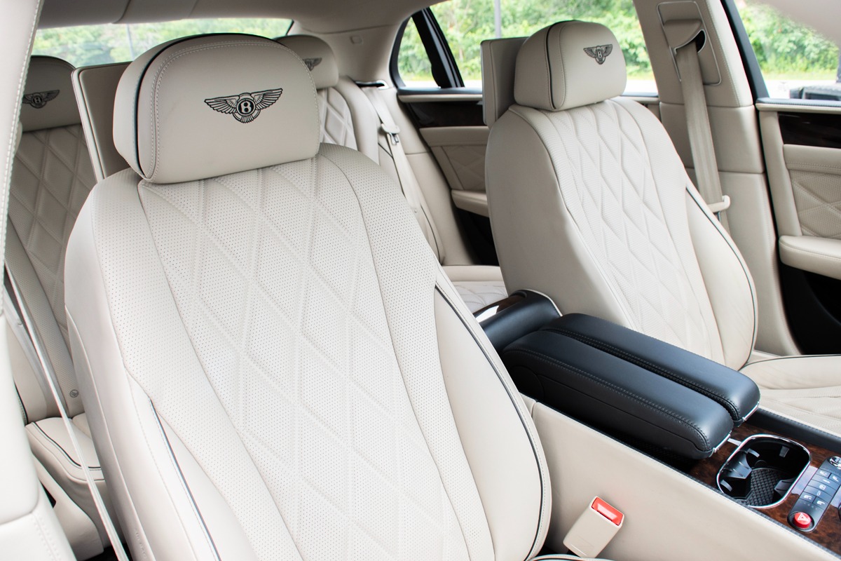2015 Bentley Flying Spur Image 47