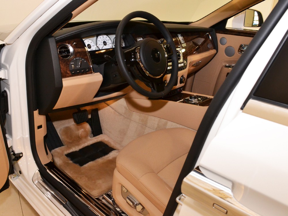 2012 Rolls-Royce Ghost EWB Image 3