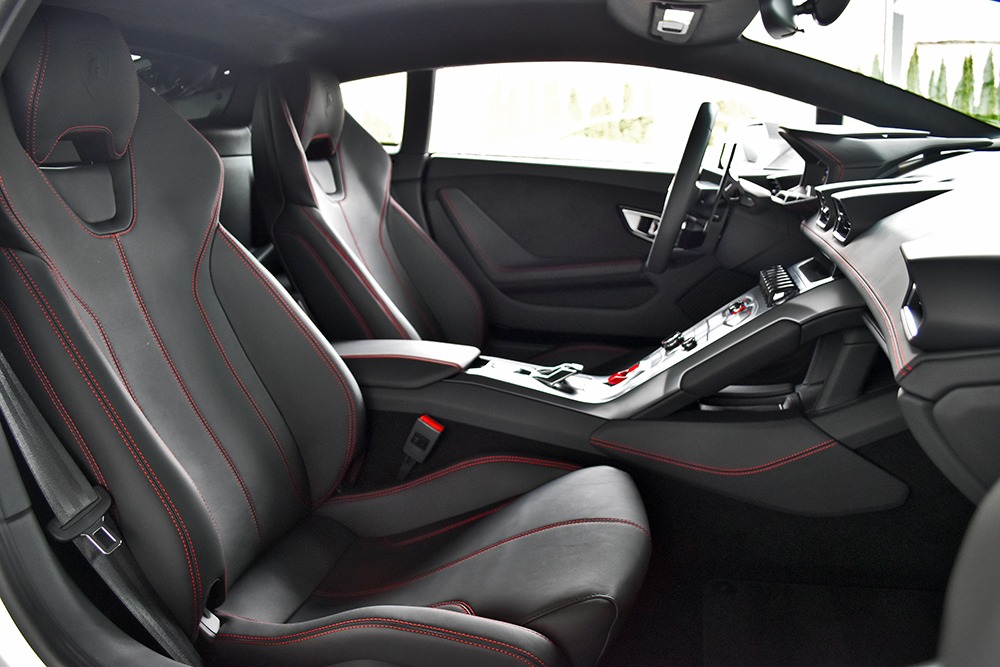 2019 Lamborghini Huracan Image 4