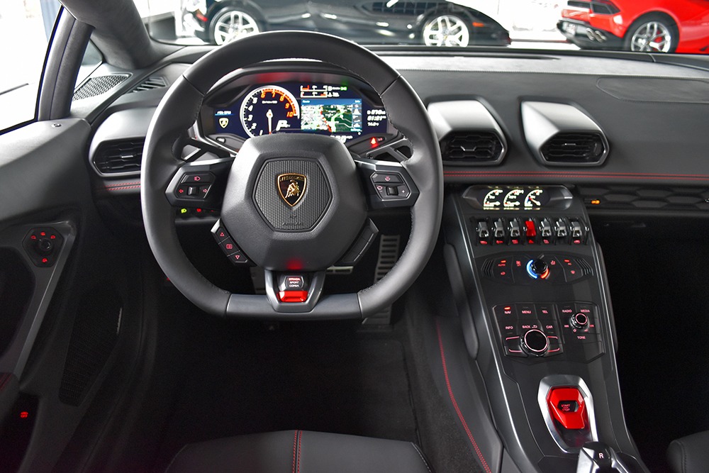 2019 Lamborghini Huracan Image 8