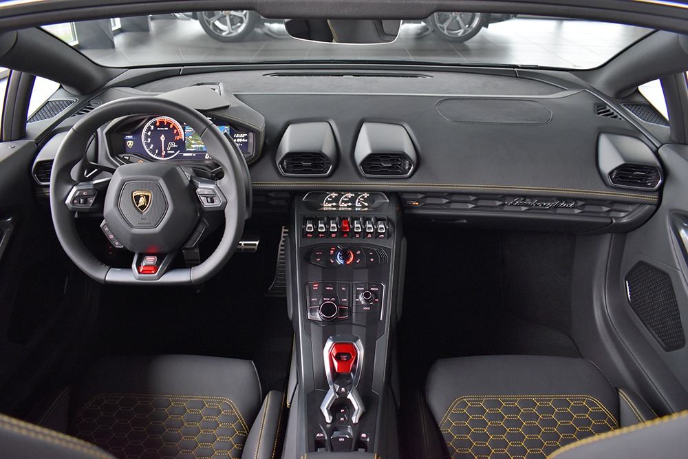 2019 Lamborghini Huracan Image 10