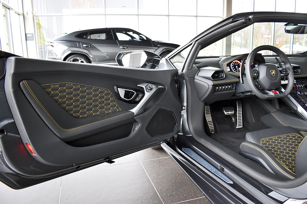 2019 Lamborghini Huracan Image 6