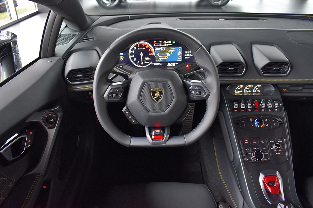 2019 Lamborghini Huracan Image 9