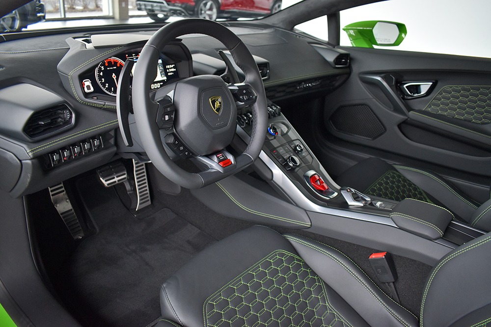 2019 Lamborghini Huracan Image 3