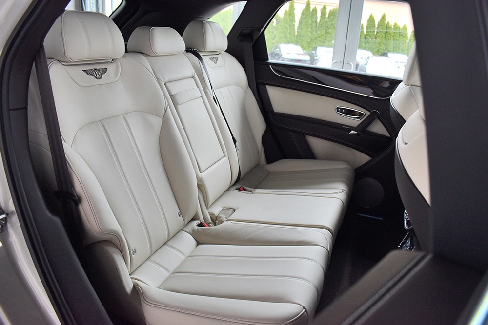 2019 Bentley Bentayga V8 Image 10