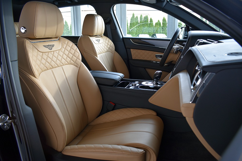 2019 Bentley Bentayga V8 Image 3