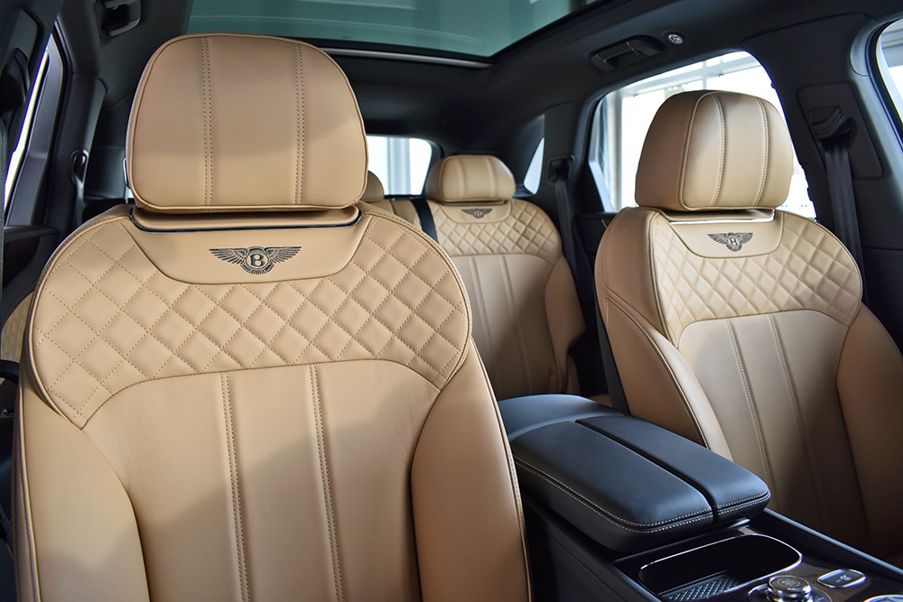 2019 Bentley Bentayga V8 Image 7