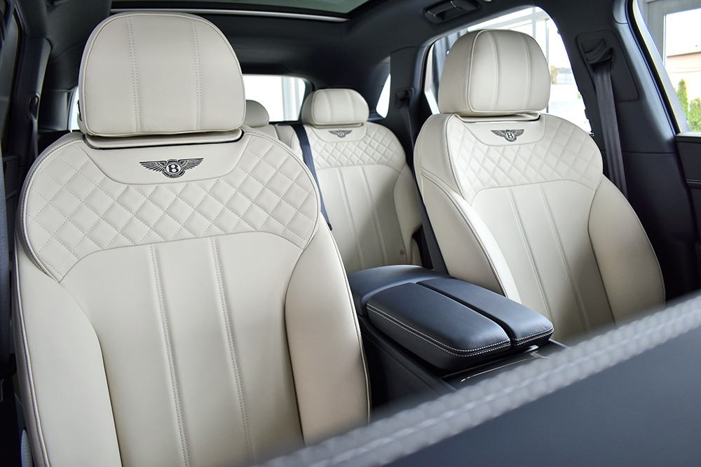 2019 Bentley Bentayga V8 Image 8