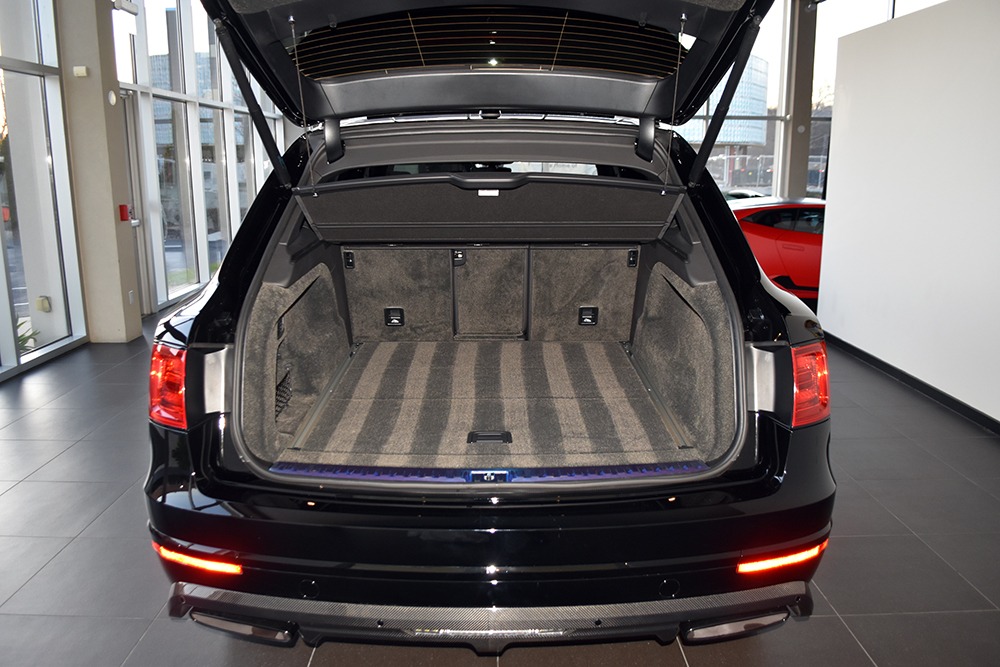 2019 Bentley Bentayga V8 Image 15