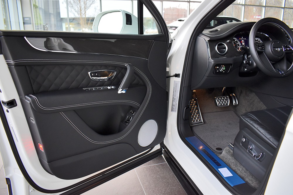 2019 Bentley Bentayga V8 Image 6