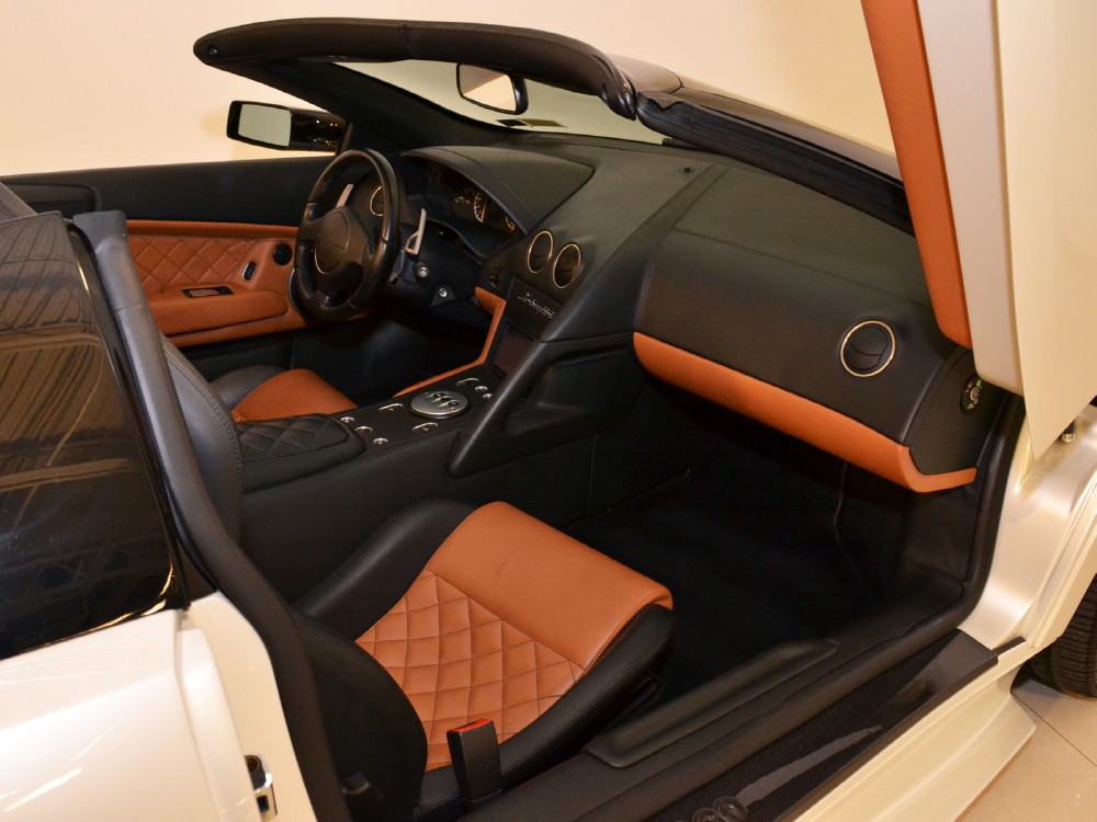 2008 Lamborghini Murcielago Image 15