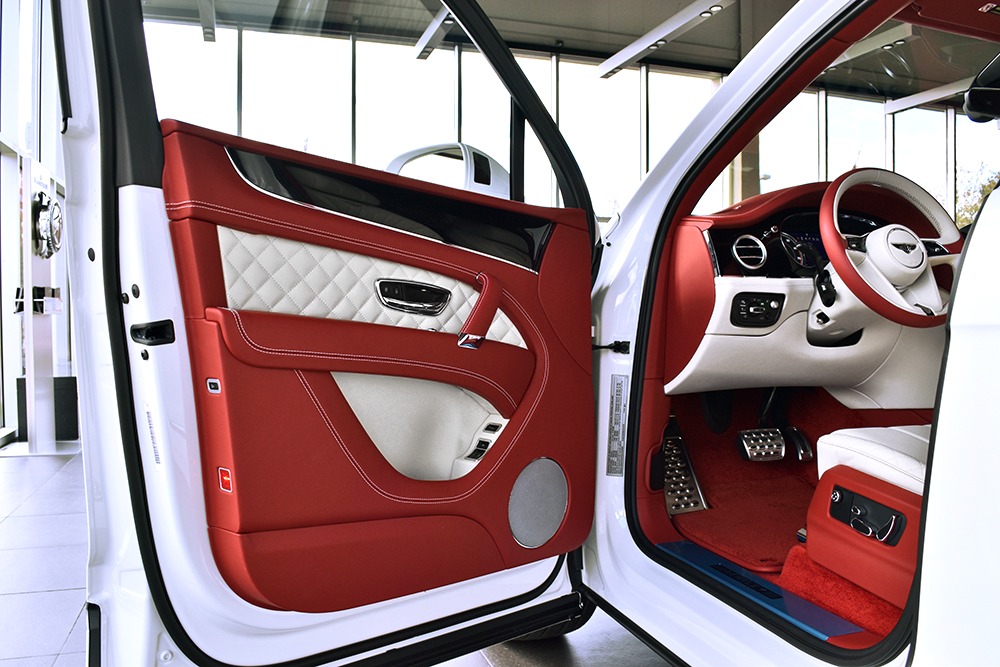 2019 Bentley Bentayga V8 Image 6