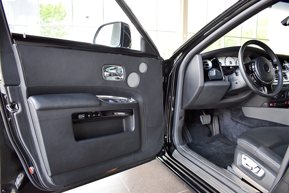 2012 Rolls-Royce Ghost Image 6