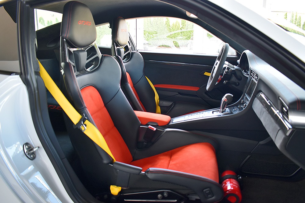 2016 Porsche 911 Image 8