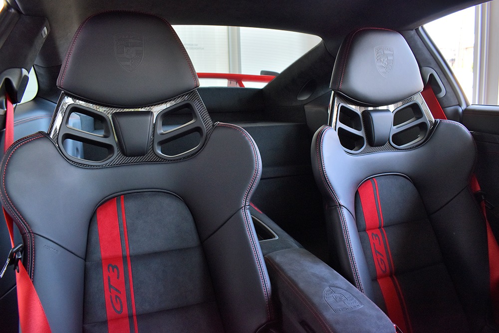 2018 Porsche 911 Image 11