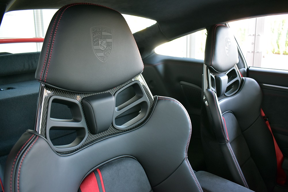 2018 Porsche 911 Image 12